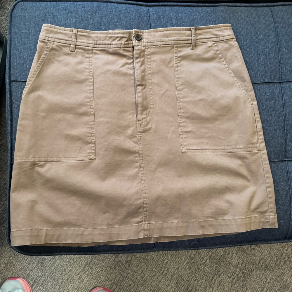 Banana Republic Beige Mini Skirt